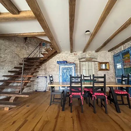 La Belle Et La Bete * Sutivan