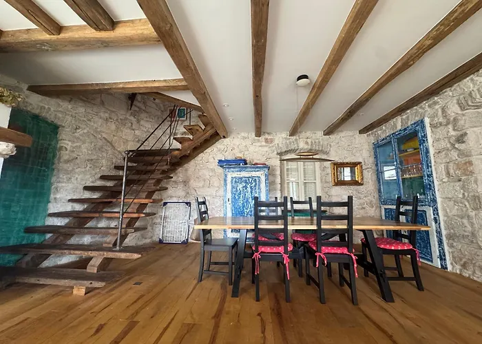 La Belle Et La Bete * Sutivan