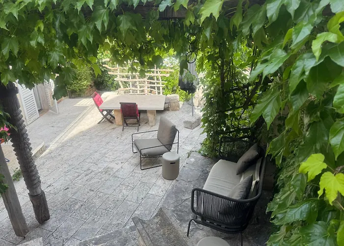 La Belle Et La Bete Vikendica *