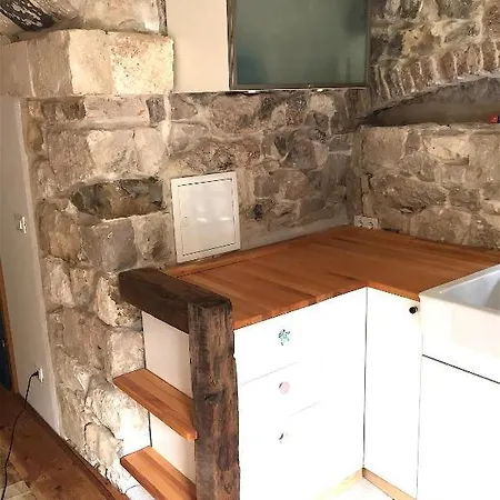 La Belle Et La Bete Sutivan