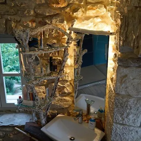 La Belle Et La Bete * Sutivan