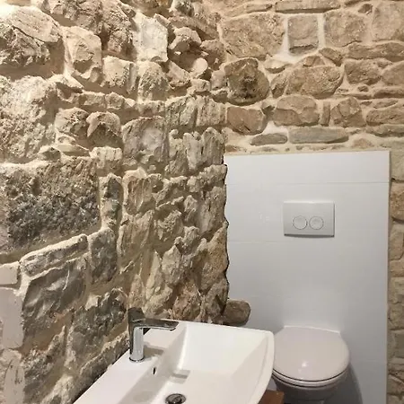 La Belle Et La Bete Ferienhaus *